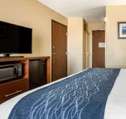 Comfort Inn & Suites Alameda at Albuquerque Balloon Fiesta Park hotel detail image 5
