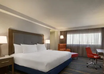 DoubleTree by Hilton Hotel Albuquerque hotel thumbnail 7