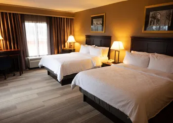 Holiday Inn Express & Suites Tuscaloosa-University by IHG hotel thumbnail 3