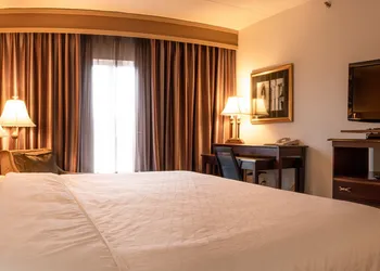 Holiday Inn Express & Suites Tuscaloosa-University by IHG hotel thumbnail 4
