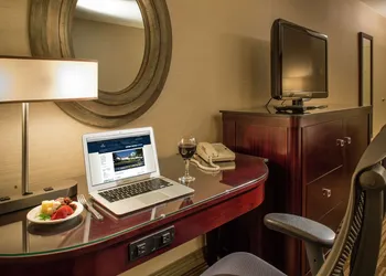 DoubleTree Raleigh Durham Airport at Research Triangle Park hotel thumbnail 5
