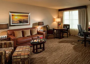 DoubleTree Raleigh Durham Airport at Research Triangle Park hotel thumbnail 6