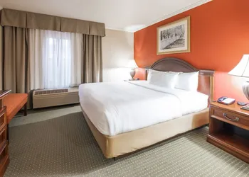 The Elms Hotel hotel thumbnail 5