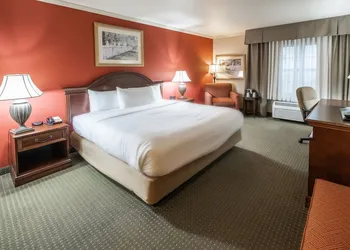 The Elms Hotel hotel thumbnail 7