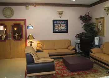 Royal Inn hotel thumbnail 8