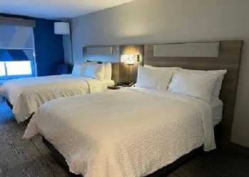 Holiday Inn Express Rensselaer by IHG hotel thumbnail 6