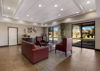 Red Roof Inn & Suites Statesboro - University hotel thumbnail 5