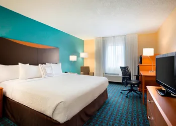 Fairfield Inn & Suites Fort Worth University Drive hotel thumbnail 4