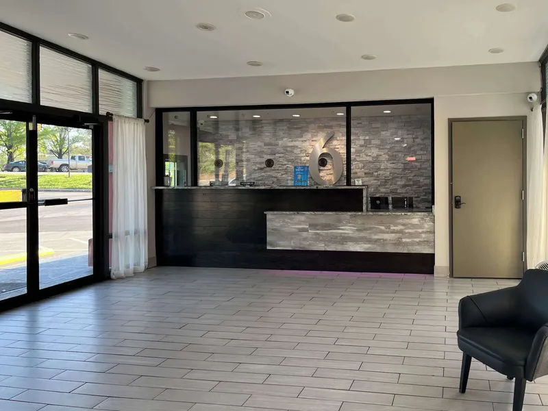 Motel 6 Raleigh, NC – Downtown South hotel detail image 2