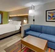 Holiday Inn Express & Suites Greenville Airport by IHG hotel detail image 4
