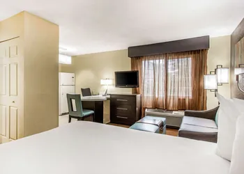 MainStay Suites Greenville Airport hotel thumbnail 5