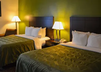 Quality Inn Union US Hwy 176 hotel thumbnail 6