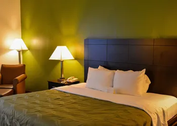 Quality Inn Union US Hwy 176 hotel thumbnail 7