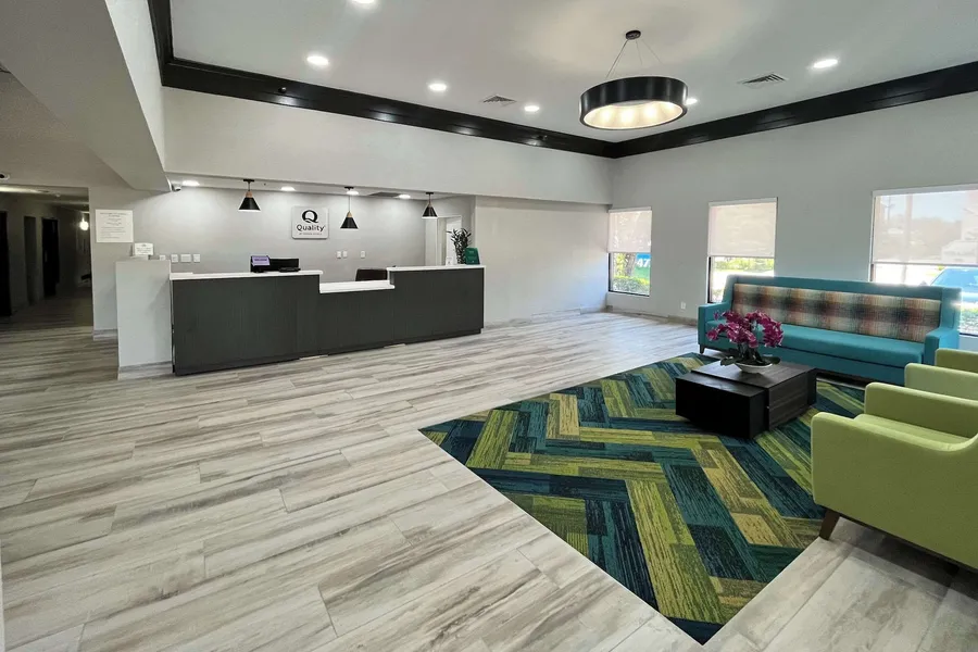 Quality Inn & Suites at Airport Blvd I-65 hotel detail image 6