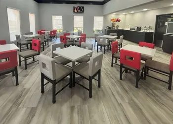 Quality Inn & Suites at Airport Blvd I-65 hotel thumbnail 8
