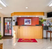 Econo Lodge Norwalk hotel detail image 5