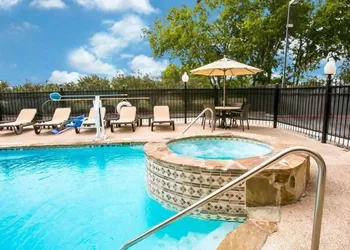 Sleep Inn & Suites New Braunfels hotel thumbnail 7