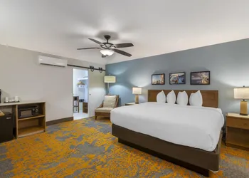 Best Western Plus Jekyll Island hotel thumbnail 4