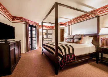 Inn and Spa at Loretto hotel thumbnail 8