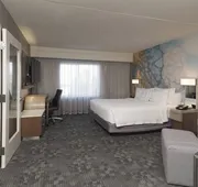 Courtyard by Marriott Toronto Vaughan hotel detail image 5
