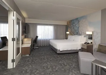 Courtyard by Marriott Toronto Vaughan hotel thumbnail 5