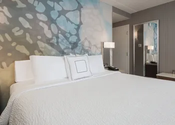 Courtyard by Marriott Toronto Vaughan hotel thumbnail 6