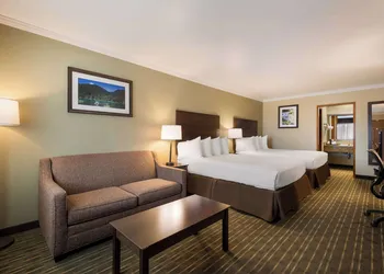 Best Western Holiday Hotel hotel thumbnail 3
