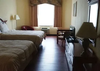 Palace Inn Suites Lincoln City hotel thumbnail 8