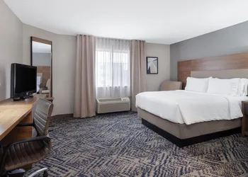 Candlewood Suites Elkhart by IHG hotel thumbnail 5