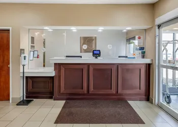 Comfort Inn Oklahoma City South - I-240 hotel thumbnail 5