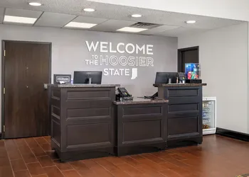 Hampton Inn Elkhart IN hotel thumbnail 4