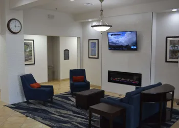 Comfort Suites Yukon - SW Oklahoma City hotel thumbnail 4