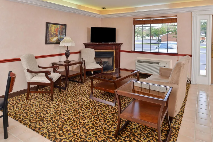 Country Hearth Inn & Suites Toccoa hotel detail image 2
