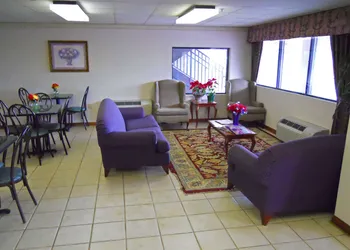 Americas Best Inn & Suites - Decatur hotel thumbnail 3