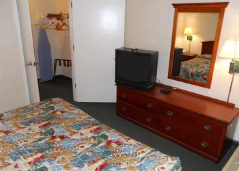Americas Best Inn & Suites - Decatur hotel thumbnail 6