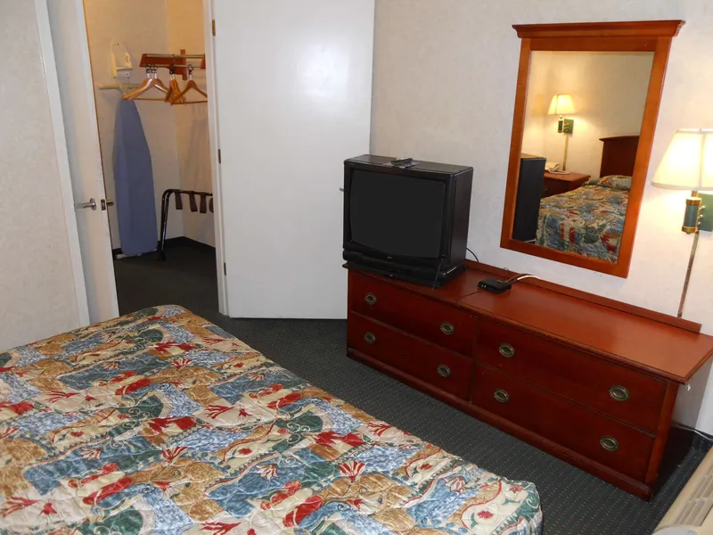 Americas Best Inn & Suites - Decatur hotel detail image 6