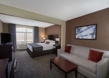 Wingate by Wyndham Oklahoma City/Airport hotel thumbnail 3
