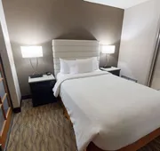 Embassy Suites by Hilton Oklahoma City Will Rogers Airport hotel detail image 4