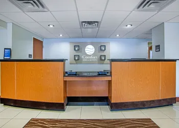 Comfort Inn & Suites Norman near University hotel thumbnail 3