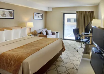 Comfort Inn Riviere-du-Loup hotel thumbnail 8