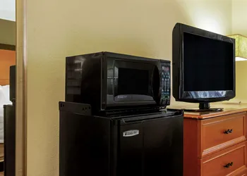 La Quinta Inn by Wyndham Killeen - Fort Hood hotel thumbnail 5