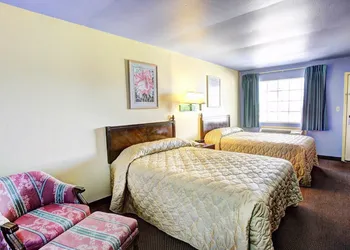 Nites Inn hotel thumbnail 3