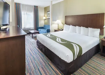 Quality Suites Temple I-35 hotel thumbnail 8