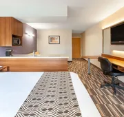 Microtel Inn & Suites by Wyndham Pittsburgh Airport hotel detail image 4