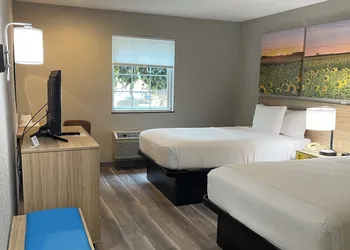 Days Inn by Wyndham Lisbon hotel thumbnail 4
