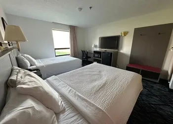 Ramada by Wyndham Strasburg Dover hotel thumbnail 7