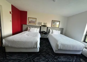 Ramada by Wyndham Strasburg Dover hotel thumbnail 8