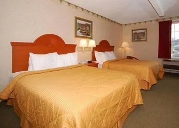 Comfort Inn Splash Harbor hotel thumbnail 7