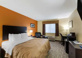 Quality Inn Wooster hotel thumbnail 4
