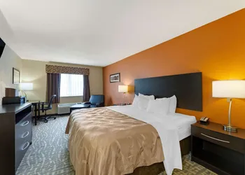 Quality Inn Wooster hotel thumbnail 7
